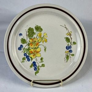 Floral Inspirations Blossoms and Berries Stoneware Plate